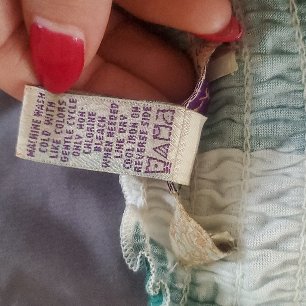 Ladies top size medium - Picture 5 of 7